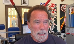 Arnold Schwarzenegger dezvăluie că era să moară după o operaţie pe cord deschis ratată - VIDEO