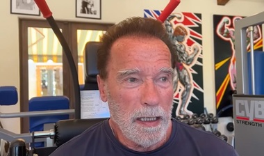 Arnold Schwarzenegger dezvăluie că era să moară după o operaţie pe cord deschis ratată - VIDEO