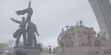 Mai mulţi regizori de filme documentare au prezentat la Festivalul de Film de la Toronto creaţii despre conflictul din Ucraina