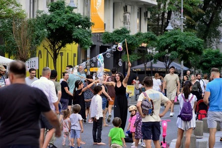 „Străzi deschise - Bucureşti, Promenada Urbană” revine în 16 şi 17 septembrie pe Calea Victoriei şi se extinde pe strada Pajurei cu activităţi sportive, ateliere şi spectacole variate