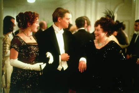 Costumul lui DiCaprio din „Titanic” şi droidul C-3PO din „Războiul Stelelor”, în licitaţie