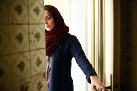 Iran - Actriţelor li s-a interzis să lucreze pentru că şi-au scos vălul