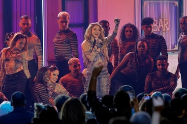 Columbia a triumfat la gala Grammy Latinos - VIDEO
