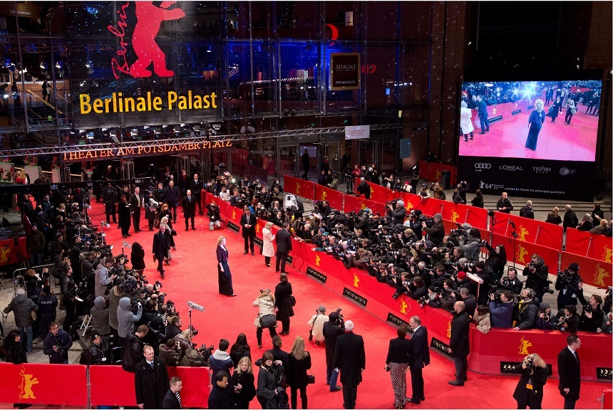 Festivalul Internaţional de Film de la Berlin a retras invitaţia la gală a unor membri ai partidului de extremă dreapta AfD 