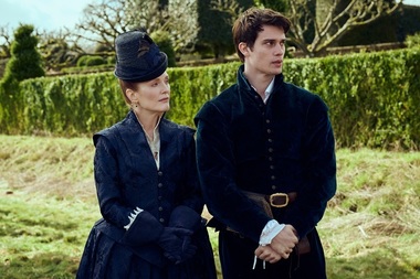 "Mary & George", o poveste scandaloasă în care joacă Julianne Moore şi Nicholas Galitzine, va fi disponibil pe SkyShowtime din 8 martie - VIDEO