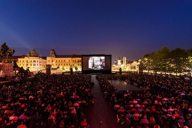 Perioada de desfăşurare a Festivalului Internaţional de Film Transilvania (TIFF), prelungită cu o zi