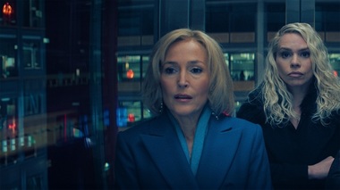 "Scoop", cu Gillian Anderson şi Rufus Sewell, are premiera pe Netflix în 5 aprilie - VIDEO