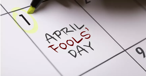 1 Aprilie, Ziua păcălelilor - De la festivalul Hilaria din Antichitate la glume elaborate din epoca modernă