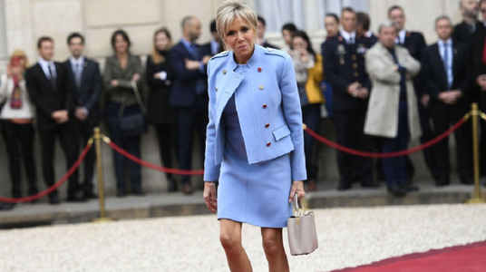 Un serial dedicat primei-doamne Brigitte Macron este în pregătire, a anunţat Gaumont