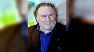 Actorul Gérard Depardieu a fost eliberat după opt ore de arest. El va fi judecat în octombrie pentru agresiune sexuală asupra a două femei
