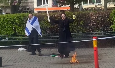 Un Coran a fost incendiat în Suedia, în ajunul festivităţilor de la Eurovision - VIDEO