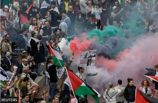Eurovision 2024 - Mii de oameni protestează faţă de intrarea Israelului în concurs la Malmo. Activista Greta Thunberg, între participanţi