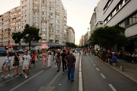 Calea Victoriei redevine pietonală în cel de-al 15-lea weekend al evenimentului outdoor „Străzi deschise, Bucureşti - Promenadă Urbană”