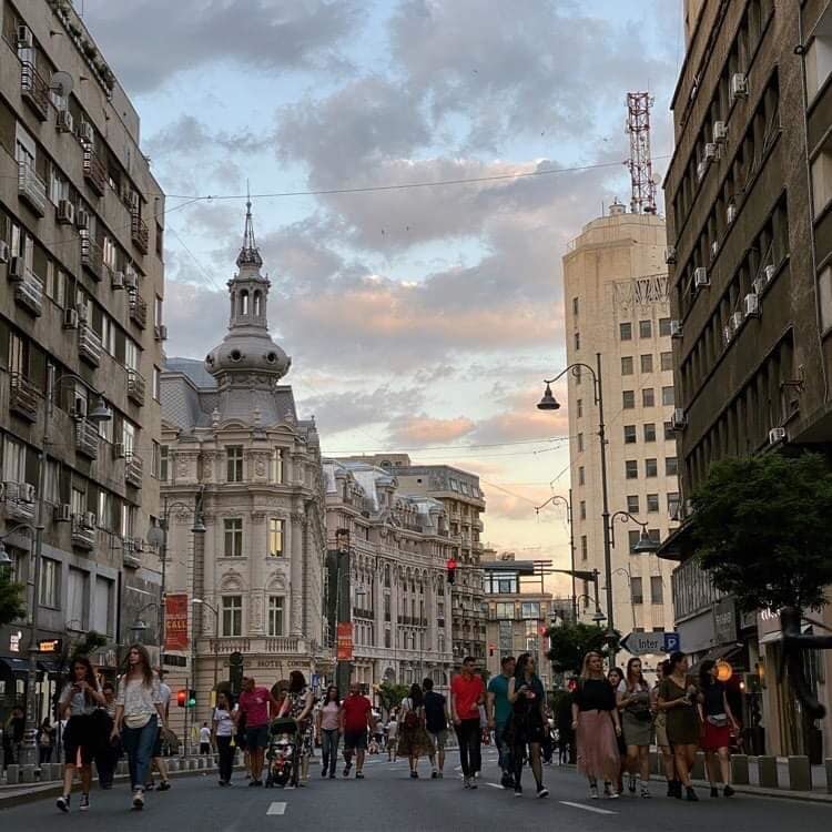 „Străzi deschise, Bucureşti – Promenadă urbană” - Arcul de Triumf, deschis publicului la sfârşitul acestei săptămâni/ Mii de persoane, aşteptate să danseze pe stradă, alături de reprezentanţi ai unor şcoli de dans / Programul evenimentelor
