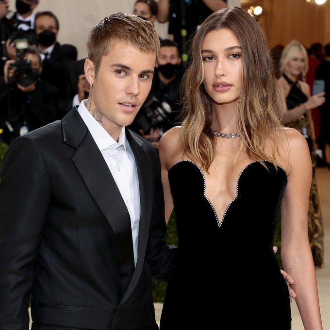 Justin Bieber şi Hailey Bieber au devenit părinţi pentru prima oară. Cei doi au un băieţel