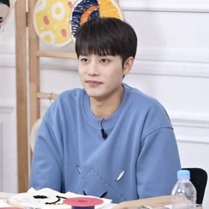 Acuzat de o infracţiune sexuală, cântăreţul sud-coreean Taeil a părăsit trupa k-pop NCT 