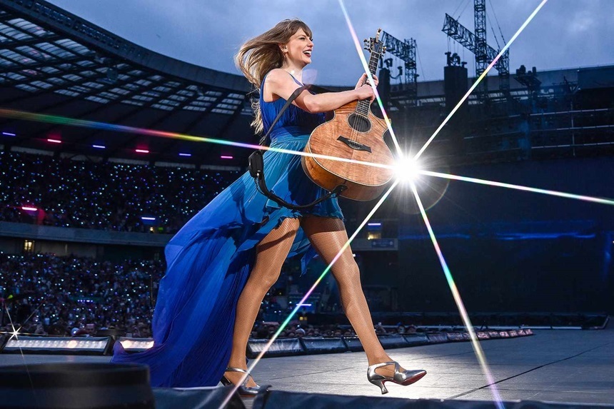 „Eras Tour”, turneul-record al lui Taylor Swift, s-a încheiat duminică, la Vancouver - VIDEO 