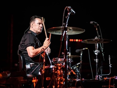 Bateristul trupei U2 a dezvăluit că suferă de discalculie: "Nu pot să număr sau să adun"