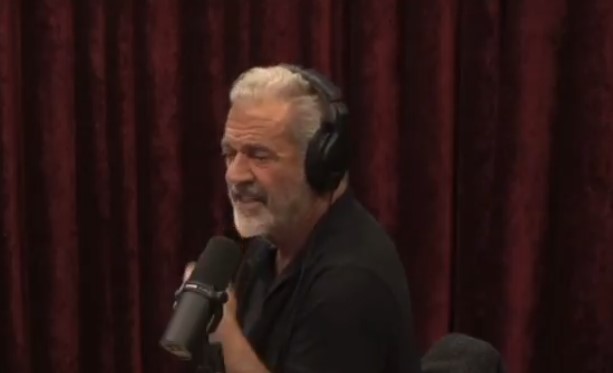 Incendiile din Los Angeles - „Nu a mai rămas nimic” din casa lui Mel Gibson, care îl îndeamnă pe guvernatorul Californiei să cheltuiască mai puţin pe „gel de păr”. Mai norocos, actorul James Woods dezvăluie că locuinţa sa a supravieţuit printr-un „miracol”