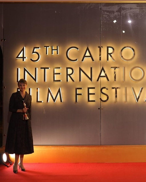 „Anul nou care n-a fost”, regizat şi produs de Bogdan Mureşanu, premiat cu Piramida de Aur la Festivalul de Film de la Cairo
