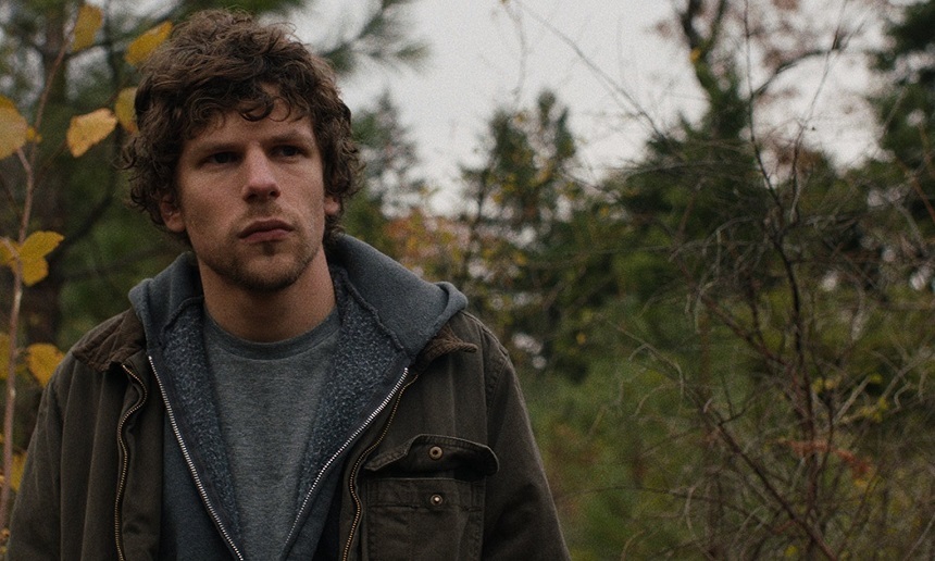 Actorul Jesse Eisenberg, care l-a interpretat pe Zuckerberg în "The Social Network", spune că miliardarul este "obsedat de putere"