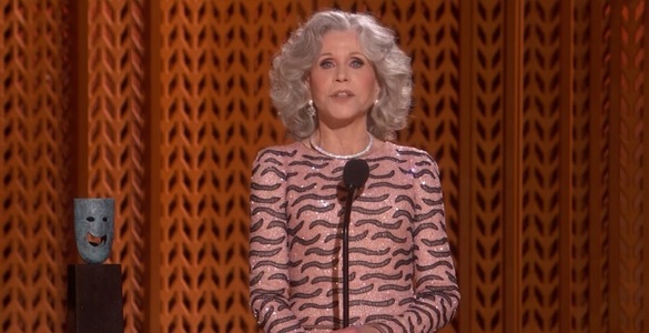 Jane Fonda a oferit un discurs de neuitat la SAG Awards, l-a menţionat pe Sebastian Stan şi a cerut Hollywood-ului să lupte cu empatie: „Woke înseamnă doar că îţi pasă de ceilalţi oameni” - VIDEO