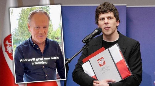 Premierul Poloniei îi oferă actorului Jesse Eisenberg pregătire militară pentru a obţine „rolul noului James Bond". Mesajul lui Tusk - VIDEO
