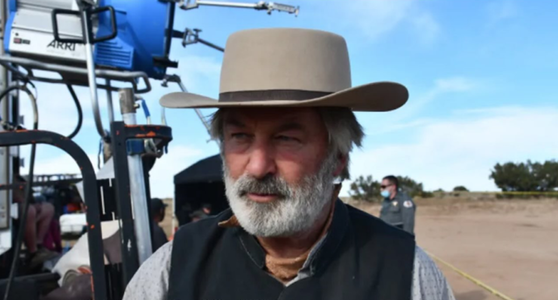 Primul trailer al westernului „Rust" cu Alec Baldwin marcat de o împuşcătură fatală pe platou - VIDEO