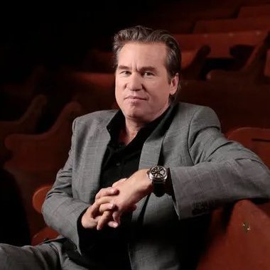 Val Kilmer, starul de cinema care i-a interpretat pe Batman şi Jim Morrison, a murit la 65 de ani
