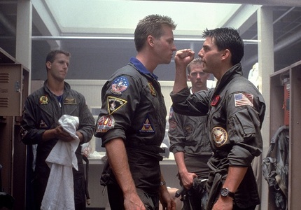 Tom Cruise i-a adus joi un omagiu lui Val Kilmer, rivalul său în „Top Gun”: „Un prieten foarte drag”