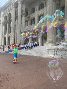 Ziua Internaţională a Copilului, în Bucureşti - Intrare liberă la Parlament, Depoul Dudeşti şi la Târgul de artă contemporană MoBU