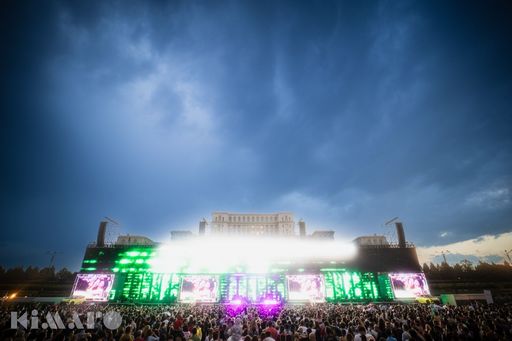 Festivalul KIMARO a început în Piaţa Constituţiei din Bucureşti - Sâmbătă, pe scenă vor urca Loredana, Carla's Dreams şi Zdob şi Zdub