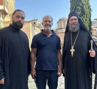 Mel Gibson a ajuns recent la Muntele Athos şi laudă experienţa spirituală profundă - FOTO/ VIDEO