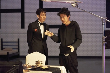 Regizorul Hwang Dong-hyuk, despre „Squid Game”: „În sezonul 3, punem în discuţie dacă mai avem speranţă şi dorinţa de a o păstra şi de-a o folosi în vremurile în care trăim”