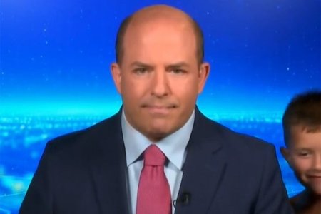 Moment amuzant la CNN - Fiul de 5 ani al unui analist a apărut în interviul live al tatălui său: "Este ora de culcare aici!" - VIDEO