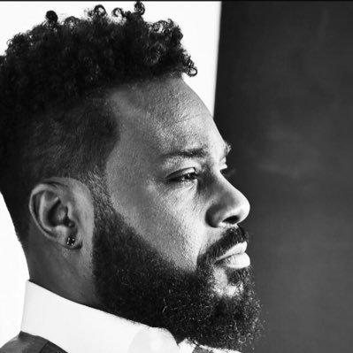 Actorul şi muzicianul Malcolm-Jamal Warner, devenit celebru în copilărie în rolul lui Theodore Huxtable din ”The Cosby Show”, a murit la vâsta de 54 de ani / Se afla în vacanţă pe coasta Caraibelor din Costa Rica şi înota, fiind tras în larg de curenţi

