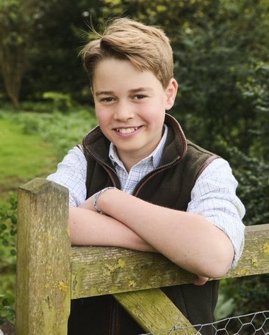 O nouă fotografie cu Prince George a fost publicată cu ocazia împlinirii vârstei de 12 ani - FOTO, VIDEO
