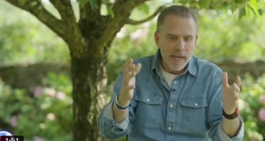 Hunter Biden îl critică pe George Clooney pentru că a cerut retragerea tatălui său la alegerile din 2024