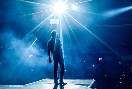 Post Malone, pentru prima dată în România: „E ireal să fiu aici, UNTOLD îţi mulţumesc pentru acest debut incredibil. Dacă aveţi un vis, nu lăsaţi pe nimeni să vă spună că este imposibil”