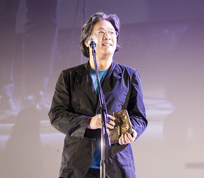 Regizorul coreean Park Chan-wook a fost exclus din Sindicatul scenariştilor de la Hollywood
