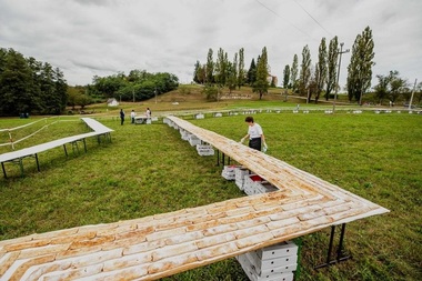 Un sat croat a bătut recordul mondial cu un şir de strudele de 3 km