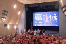 Proiecţia documentarului „O familie aproape perfectă”, eveniment special la Cinema Ateneu Iaşi