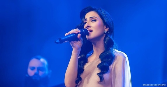 Maria Coman a lansat videoclipul piesei „Vreau să trăiesc aşa”, o poveste muzicală desprinsă din filmul „Împăratul Împăraţilor”/ VIDEO