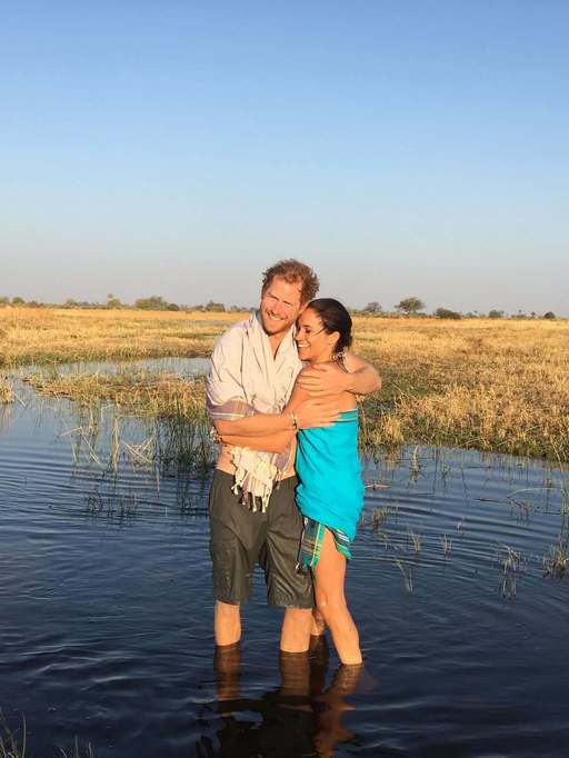 Meghan Markle a postat o fotografie inedită din 2016 cu prinţul Harry şi un videoclip surpriză filmat de prinţesa Lilibet - VIDEO