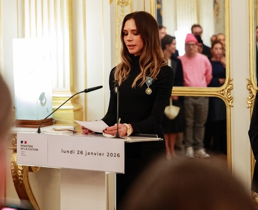 Victoria Beckham a fost numită Ofiţer al Ordinului Artelor şi Literelor în Franţa