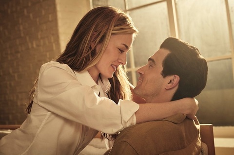 Familia lui John F. Kennedy Jr. consideră serialul lui Ryan Murphy „grotesc”