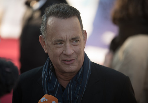 Tom Hanks va avea rolul principal într-un film despre baseball, alături de Bad Bunny şi Colman Domingo