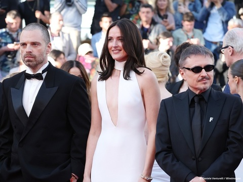 Sebastian Stan, despre „Fjord”: „Sper ca oamenii să vadă filmul şi să facă o paralelă clară cu ceea ce se întâmplă în SUA unde familiile sunt despărţite de instituţii finanţate de guvern din banii”contribuabililor”