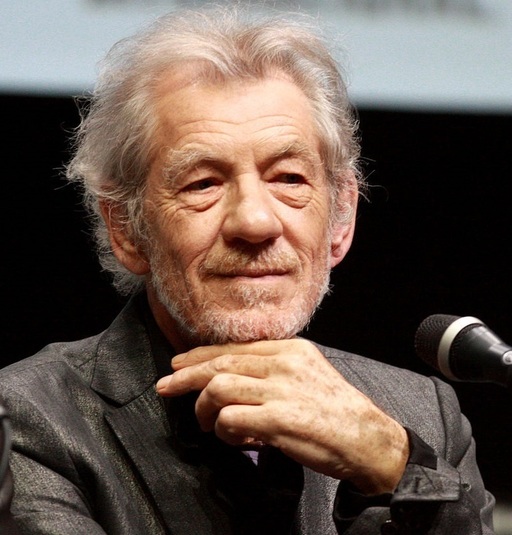Ian McKellen spune că şi-a imaginat cum ar fi să distrugă Mar-a-Lago pentru noul film din seria „Avengers”/ VIDEO