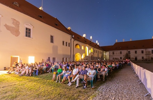 Trei zile de cinema în Cetate - „Pionul lui Lenin”, „Jurnalul unei cameriste”, „De capul nostru”, „3 zile în septembrie”, în programul Alba Iulia Music & Film Festival